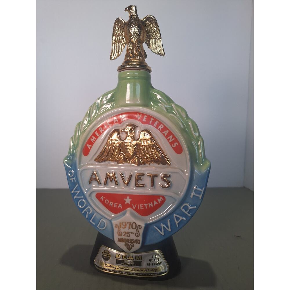 Jim Beam AMVETS 1970 25th Anniversary Decanter Eagle Bottle Bourbon Ceramic